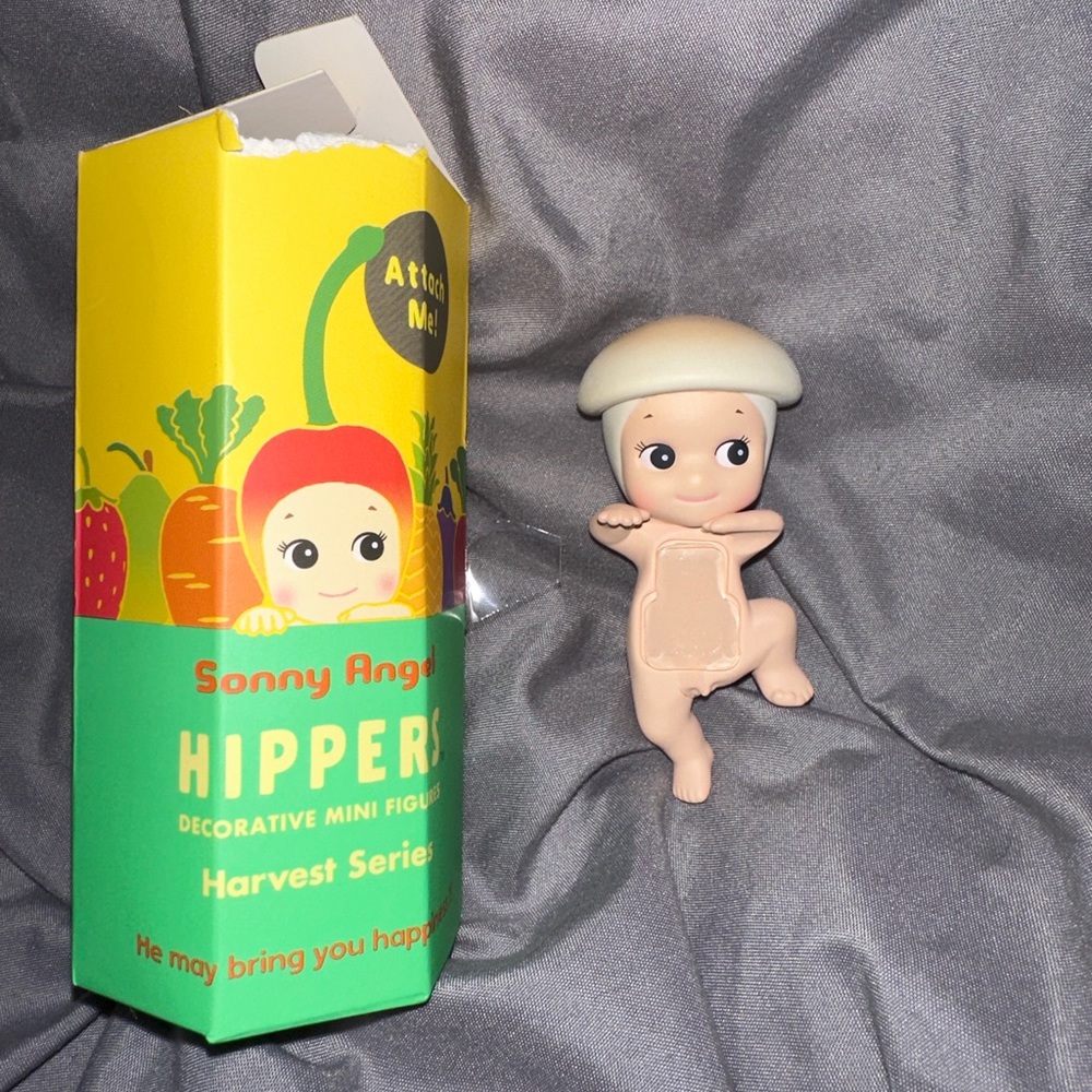 Mushroom sonny angel hipper